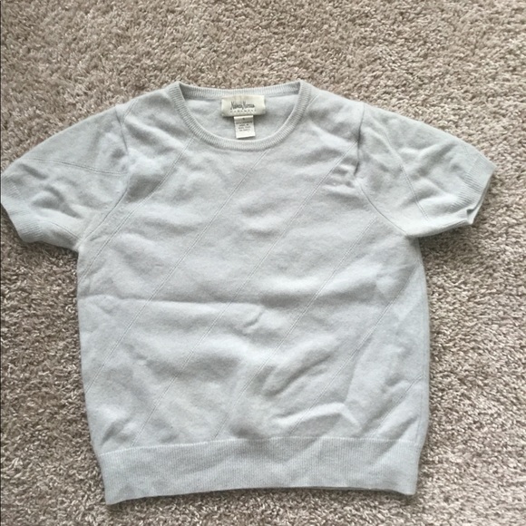 🔥🔥HOST PIC🔥🥰Neiman Marcus Cashmere Sweater - Picture 2 of 8